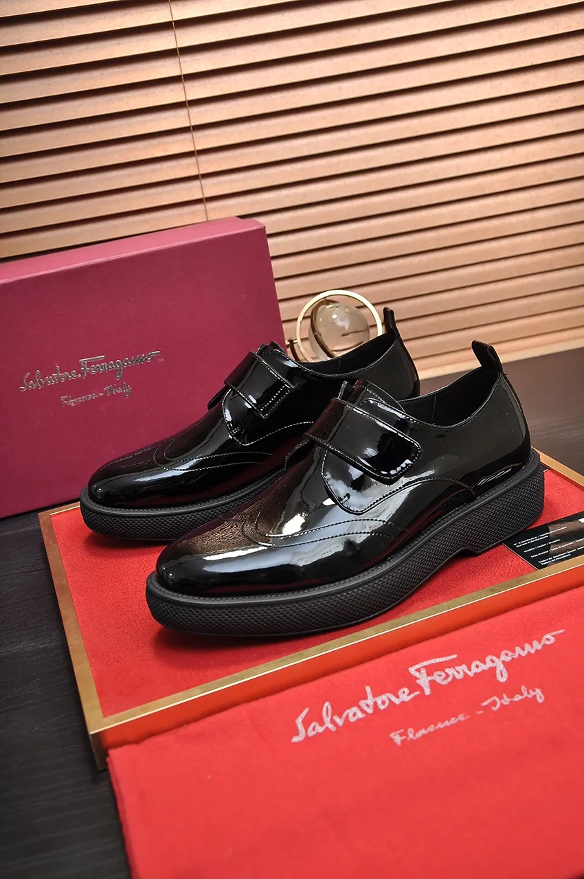 Men's shoes 💰720💶 [Ferragamo/Ferragamo] The latest model in the counter. Original imported open-sided high-quality cowhide hand-woven + imported 🐂 cowhide + original luxury metal buckle + original combination outsole. Comparison without pressure 38--45 (45 custom-made)